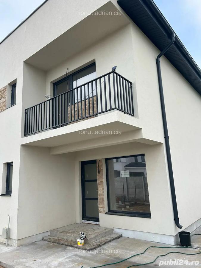 Casa parter , etaj , zona selgros strada macului - 4