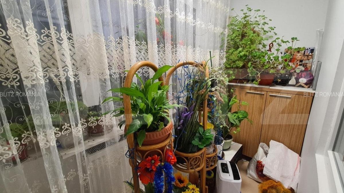 Apartament de 2 camere, 64 mp, decomandat, mobilat si utilat, Soseaua Nicolina - 10