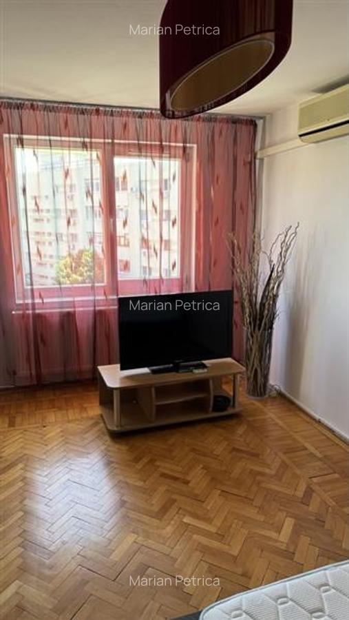 Apartament cu 2 camere decomandat în Tei - 3