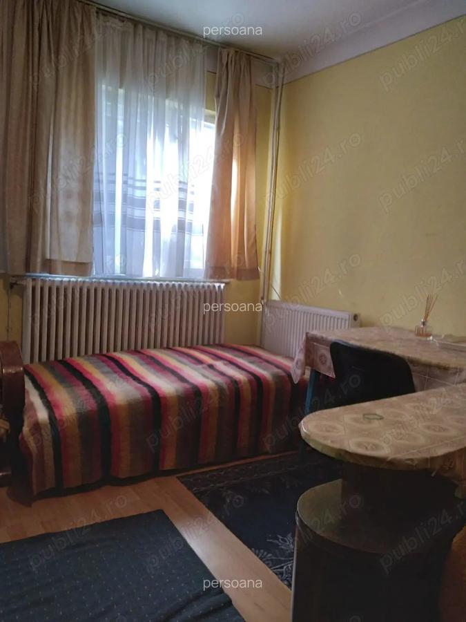 Dau in chirie o camera - 2