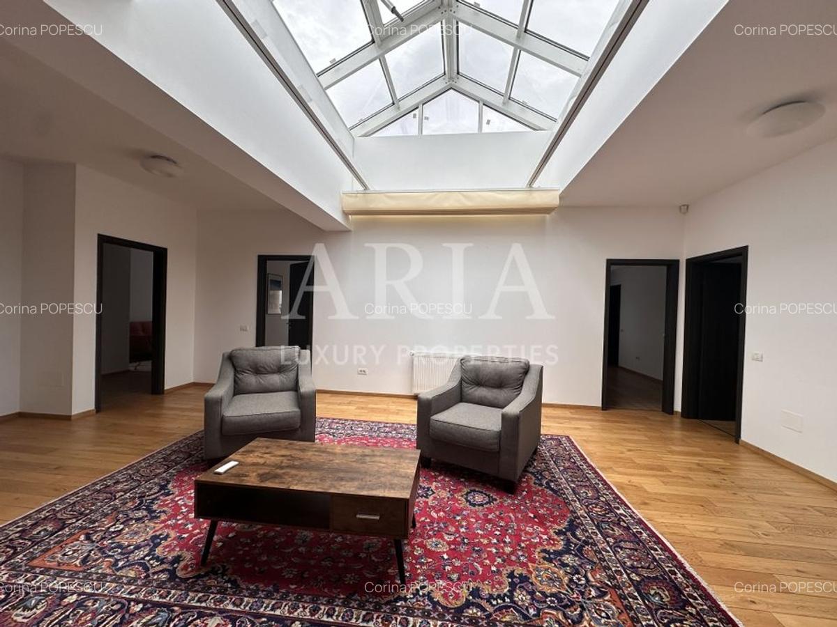 Apartament cu 5 camere decomandat, mobilat în Băneasa - 7