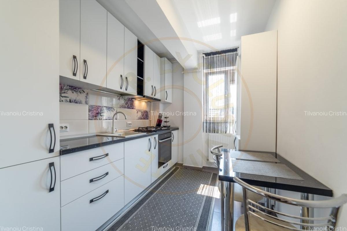 Inchiriere - Apartament 3 camere bloc nou + loc de parcare. Comision 0% - 3