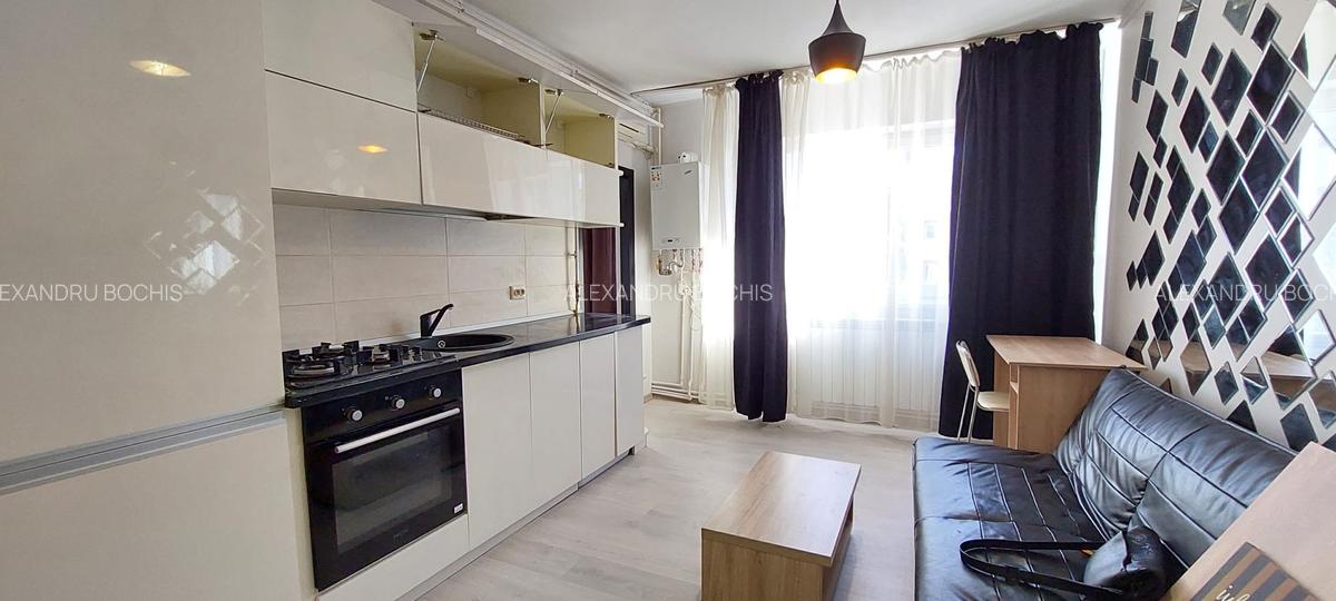 Apartament 3 camere CENTRU(AXI80) - 1