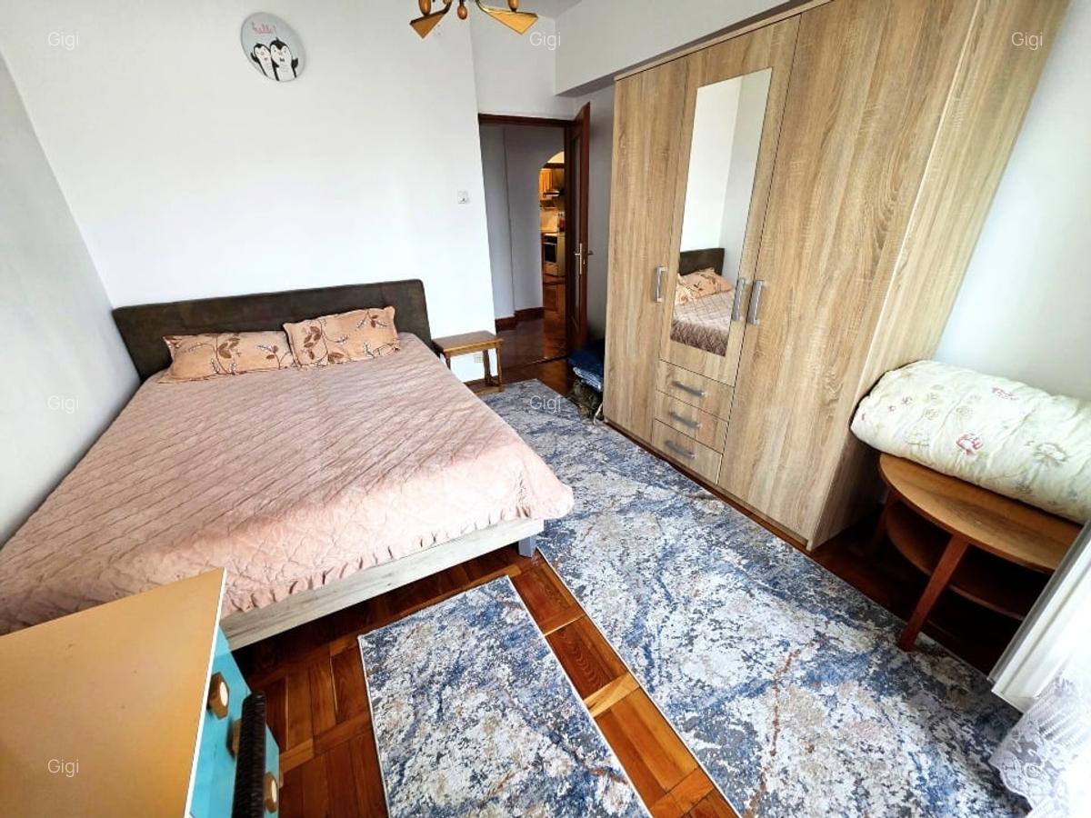 Proprietar închiriez apartament ultracentral-Universitate 350euro - 2