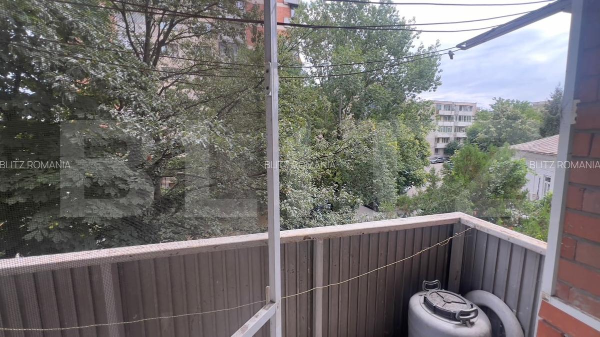 Apartament 3 camere decomandat, zona Centrala Ramada - 11