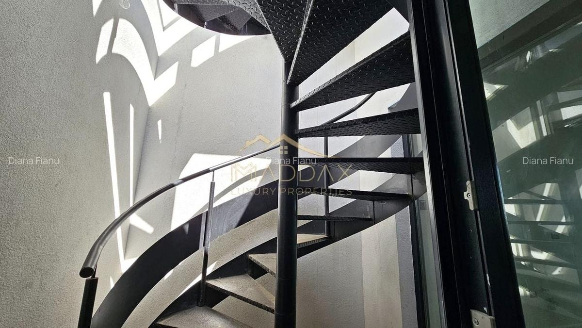 Penthouse cu 4 camere decomandat în Pipera - 17