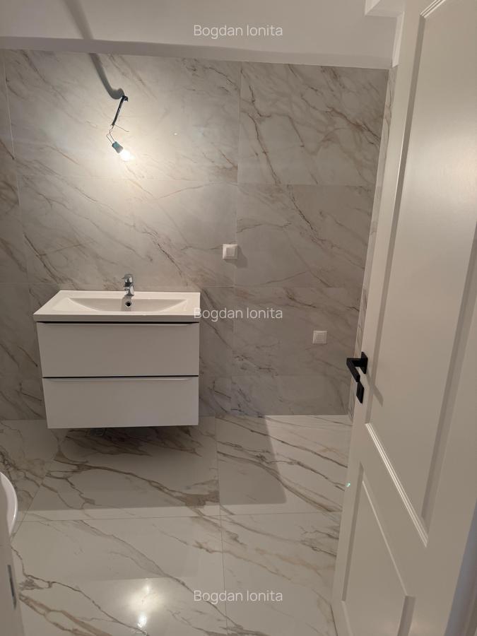 Penthouse cu 4 camere decomandat în Iancului - 8