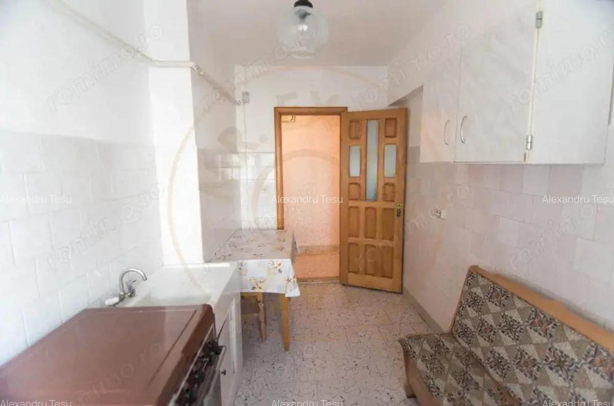 Apartament 2 camere decomandat Prundu zona excelenta - 5