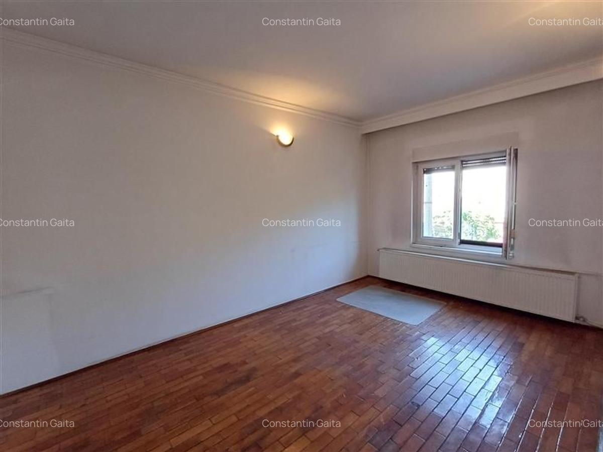 Casa 7 camere - 232 s.u. - Piata Domenii - comision 0% - 7