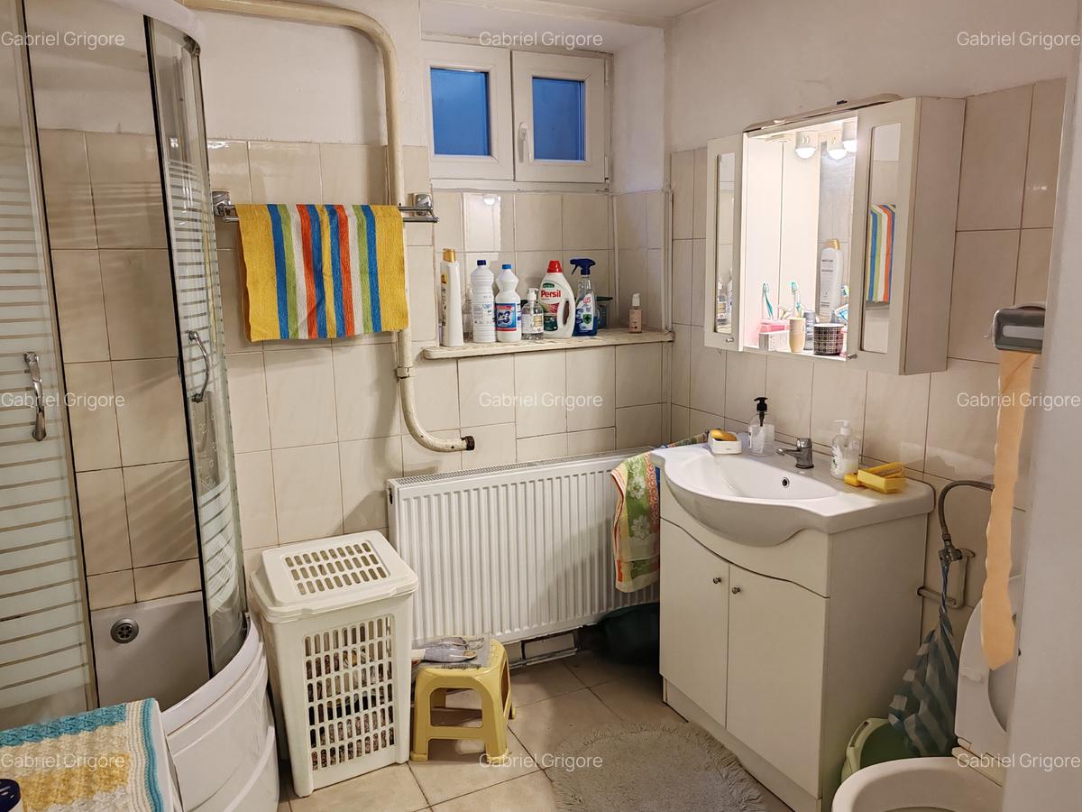 Apartament cu 3 camere decomandat în Central - 13