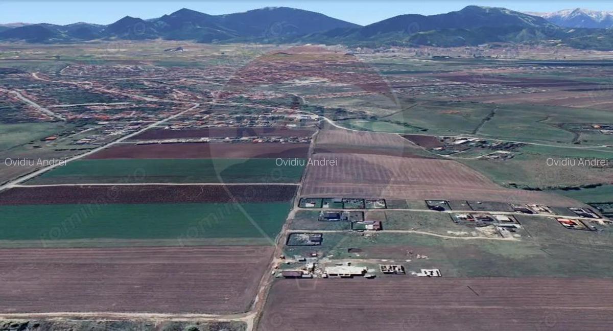 733mp gata de construit/Sanpetru/Front la 3 strazi/Utilitati | Brasov - 2