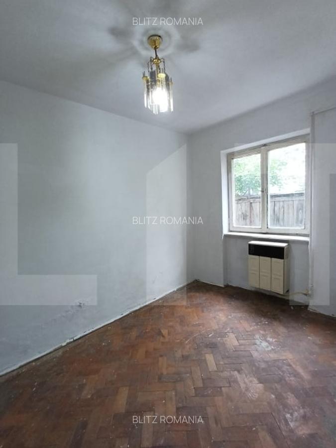 Apartament cu 3 camere,Targu Secuiesc, - 2