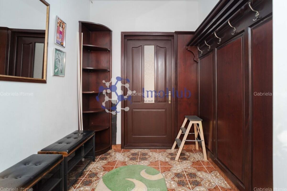 Vila cu 5 camere, 650 mp teren, Nicolina - 4
