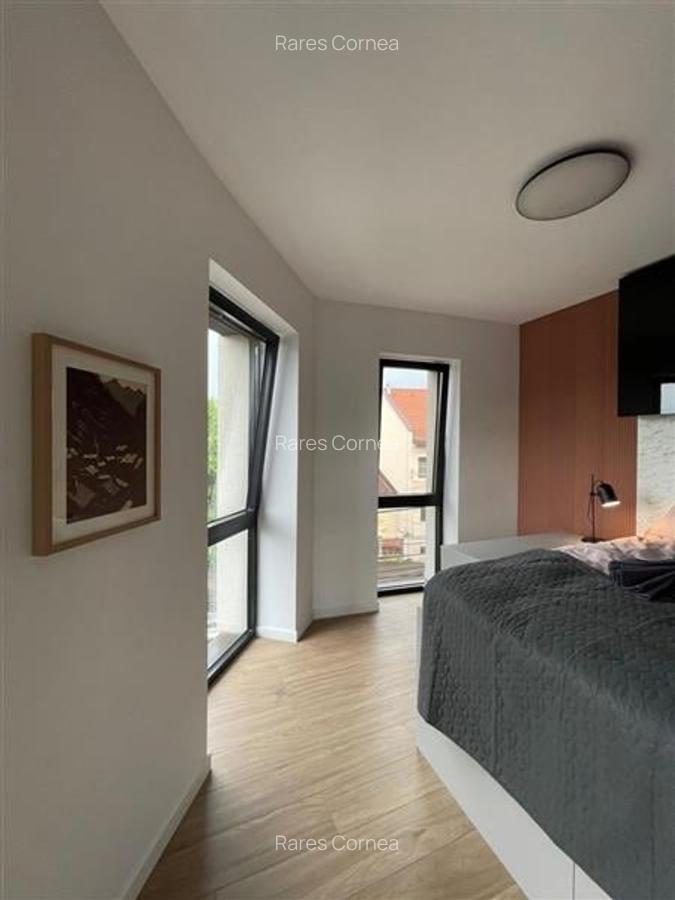 Apartament cu 2 camere semidecomandat, mobilat în Central - 14