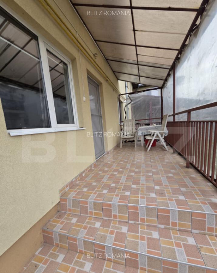 Casa tip triplex de vanzare, 100 mp, zona Centrala - 2