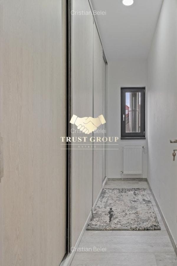 -Casa\Vila 9 Camere -  Teren de 700 mp - Ideala pentru Familii sau Businessuri - 30