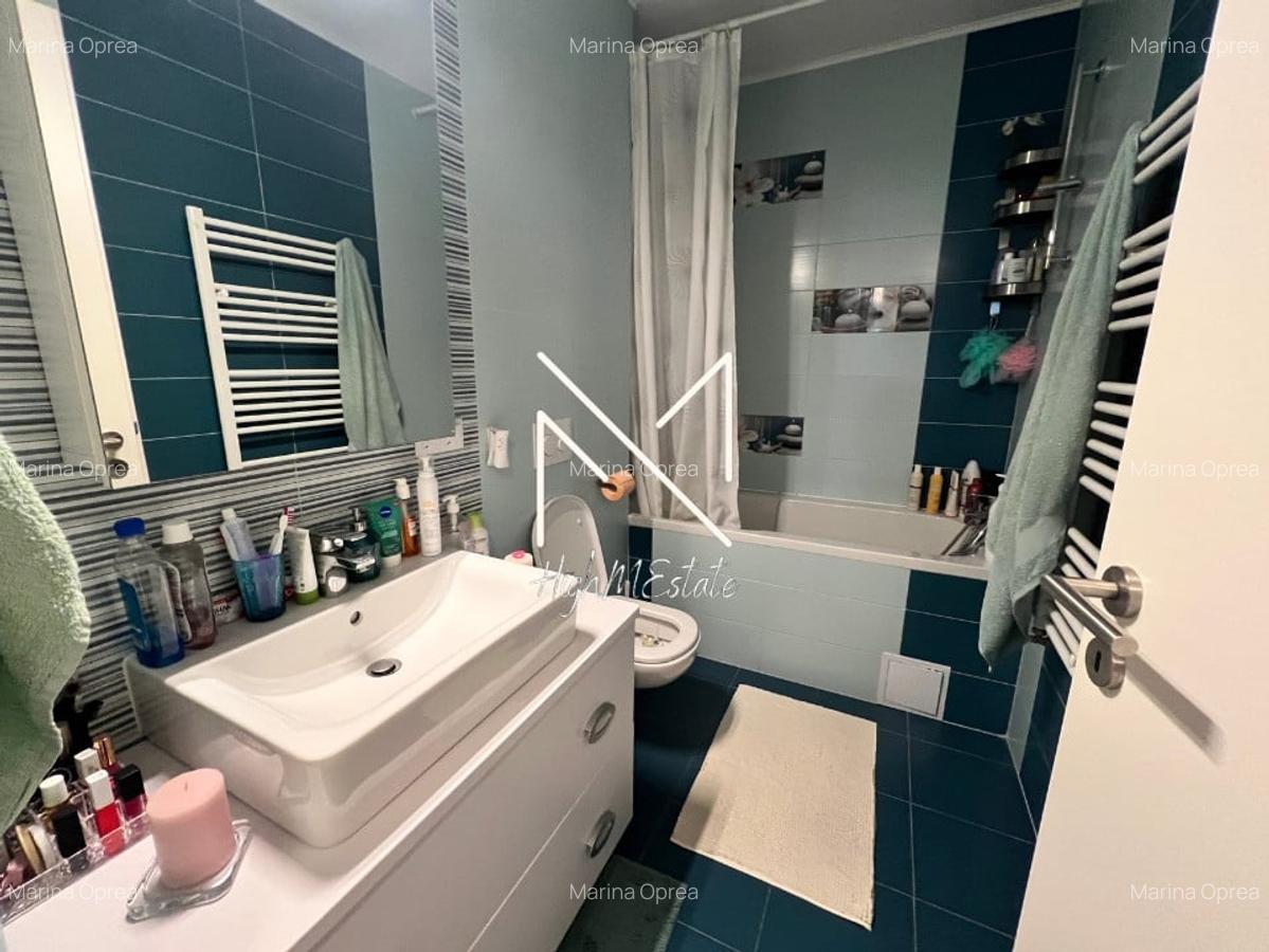Apartament cu 3 camere decomandat, mobilat în Tractorul - 10
