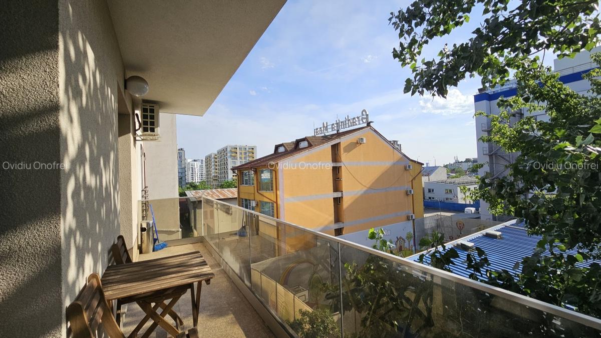 Apartament complet cu vedere libera si parcare - terasa 200 mp - 11