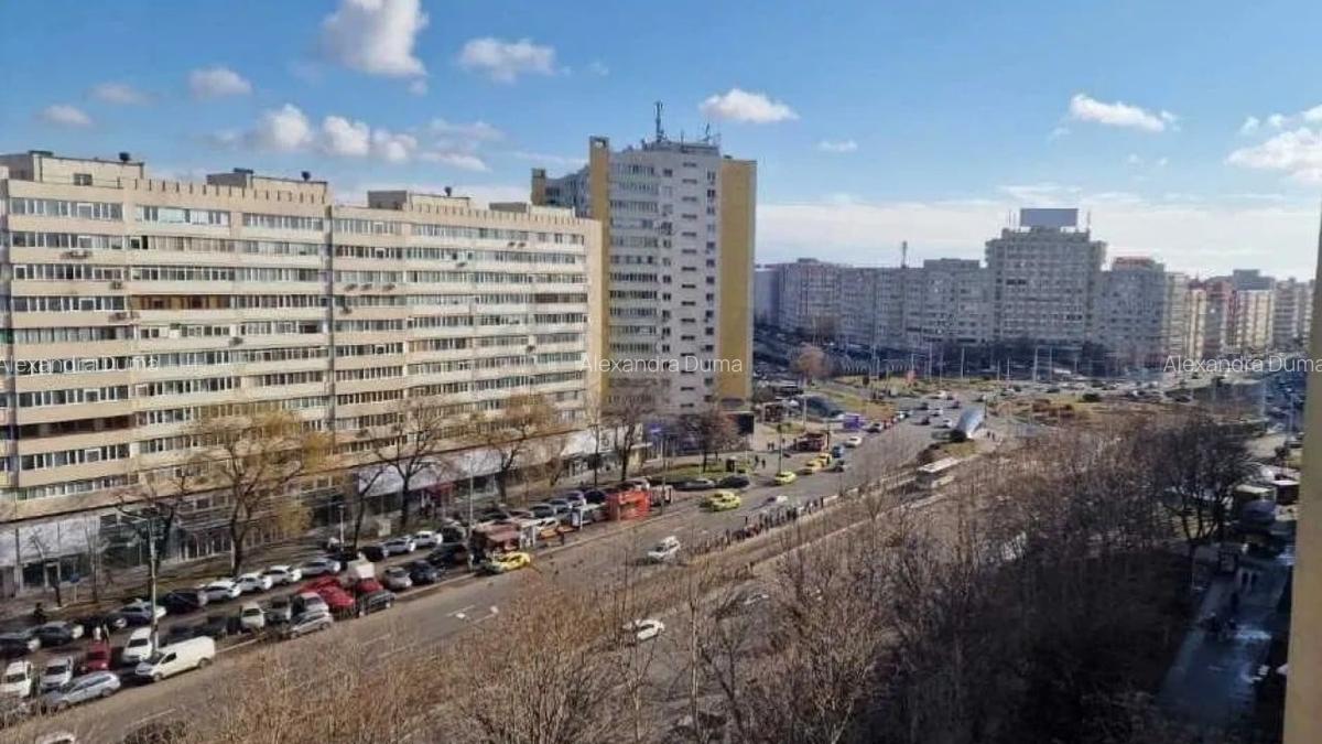 Apartament cu 3 camere decomandat în Bucur Obor - 7