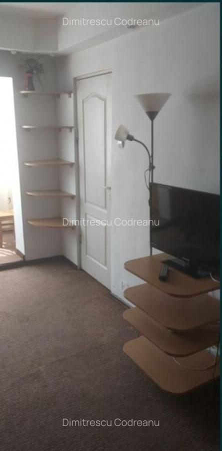Garsoniera 29mp, balcon 3mp, etaj intermediar, zona Spitalul de Recuperare - 2