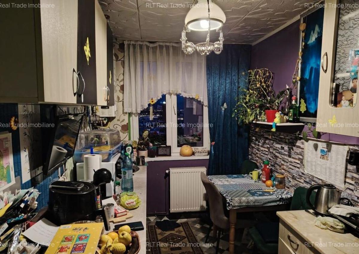 Apartament 2 camere zona Tractoru - 1