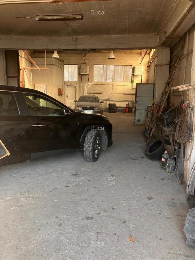 Inchiriez spa?iu service auto sau alte activita?i de 700 mp pe str. Traian - 3 Inchiriez spa?iu service auto sau alte activita?i de 700 mp pe str. Traian - 3