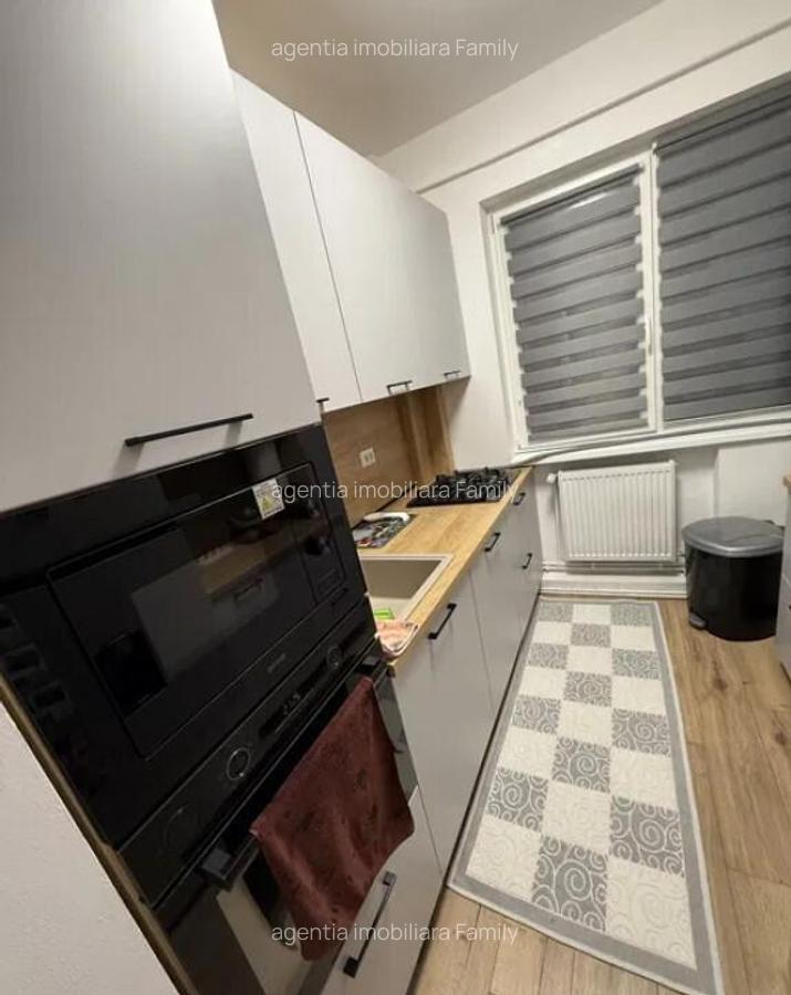 Apartament cu 3 camere decomandate Zona Ultracentrala - 4