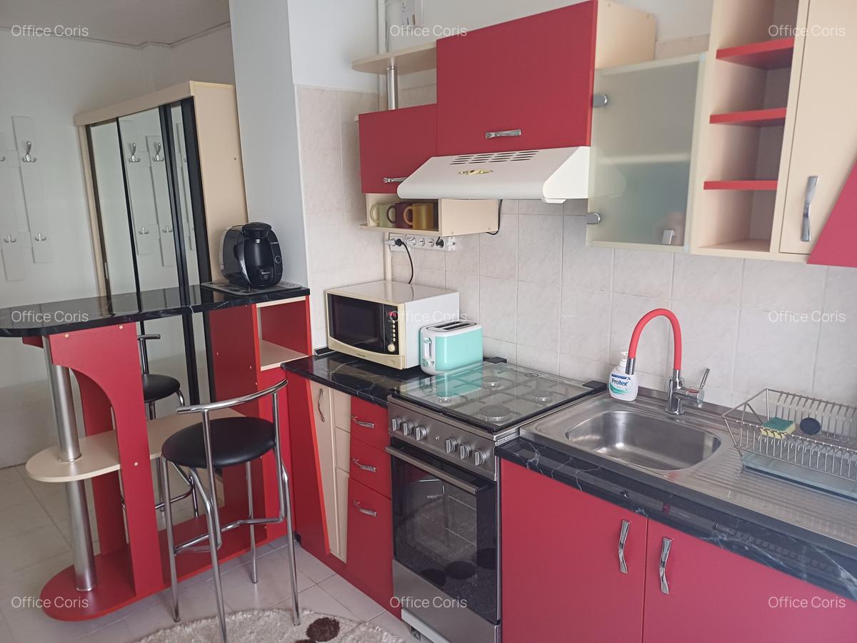 Stefan Cel Mare -Obor -3 min metrou - 15