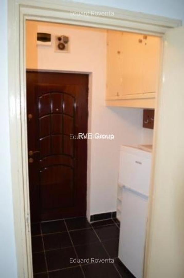 Vanzare Garsoniera Dristor - metrou la iesirea din bloc - 5