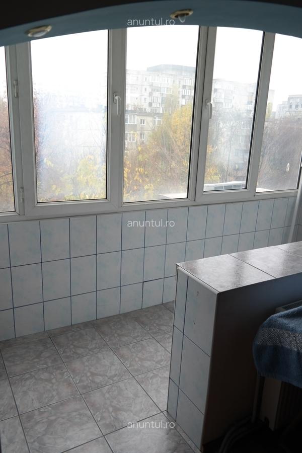 Oltenitei, Romprim, 10 min. metrou si mall Sun Plaza, 82 mp, an 1986 - 11