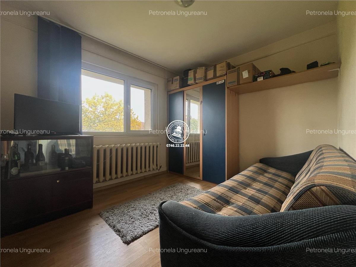 Apartament spatios de 4 camere – ideal pentru o familie care cauta confort si po - 4