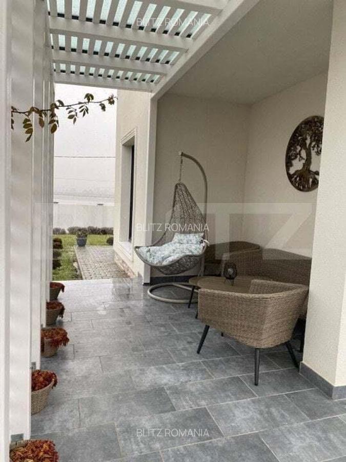 Casa de vacanta cu priveliste catre lac, 213 mp utili, 3500 mp teren cu livada - 16