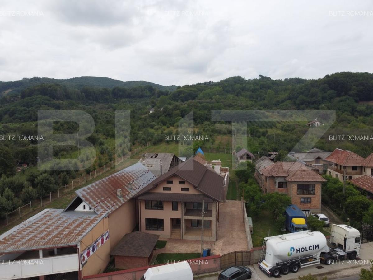 Casa de vanzare in Gemenea Bratulesti – zona de munte, Dambovita - 1