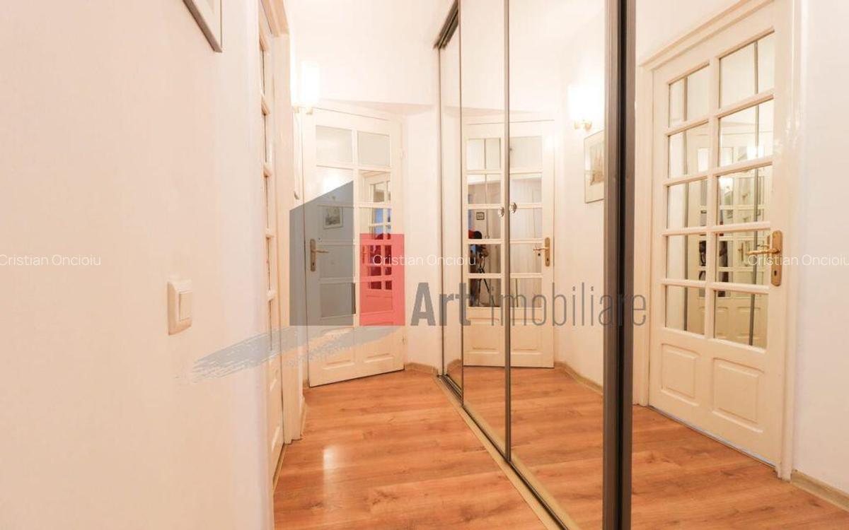 Apartamentul BENEIT, Obor-Pasaj, BLOC STRADAL - 18