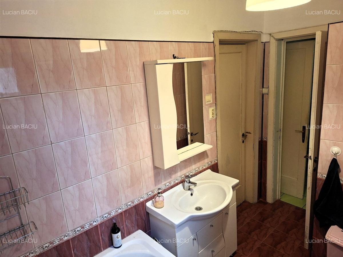 Apartament cu 3 camere in vila interbelica, de renovat - comision 0%! - 11