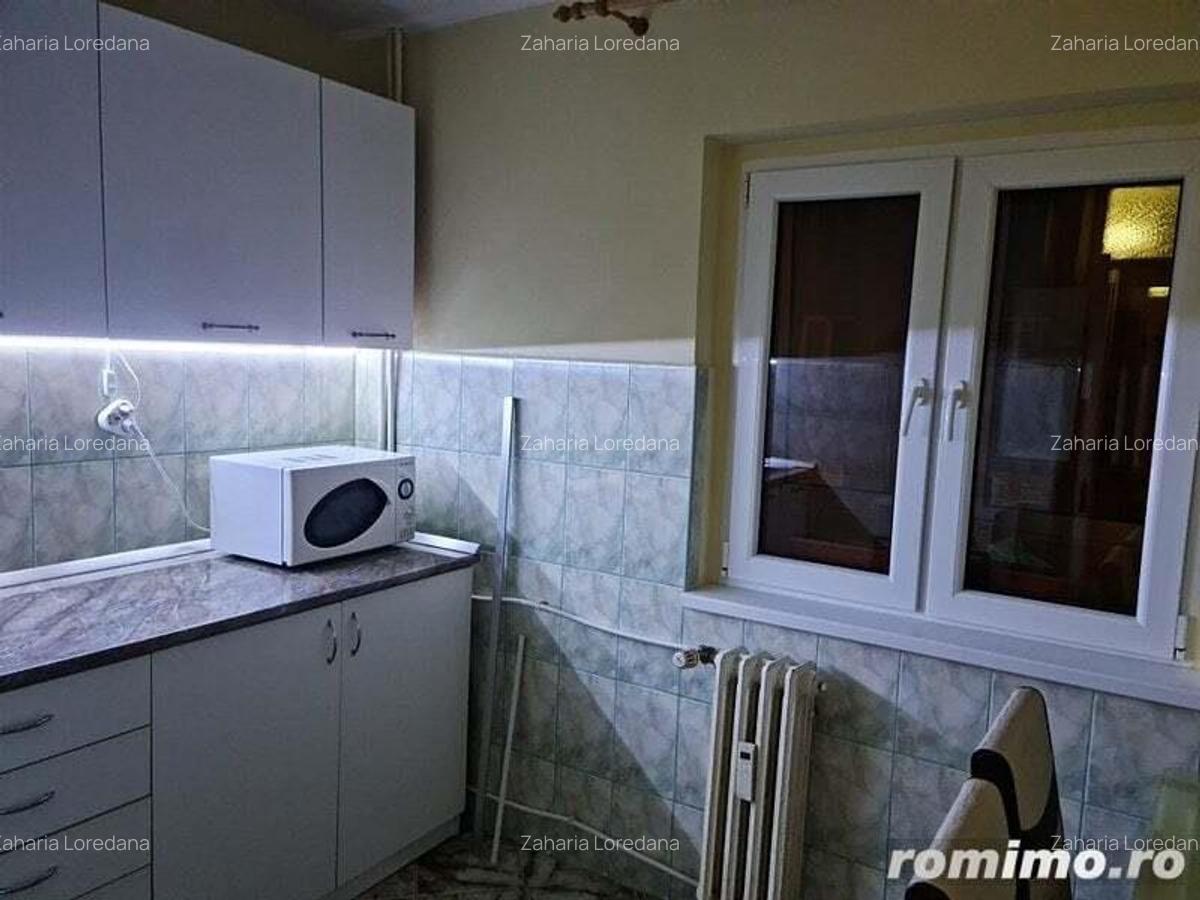 Apartament cu 3 camere in zona Ferdinand de inchiriat - 1
