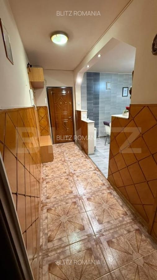 Apartament de vanzare, cu 2 camere, decomandate - 5