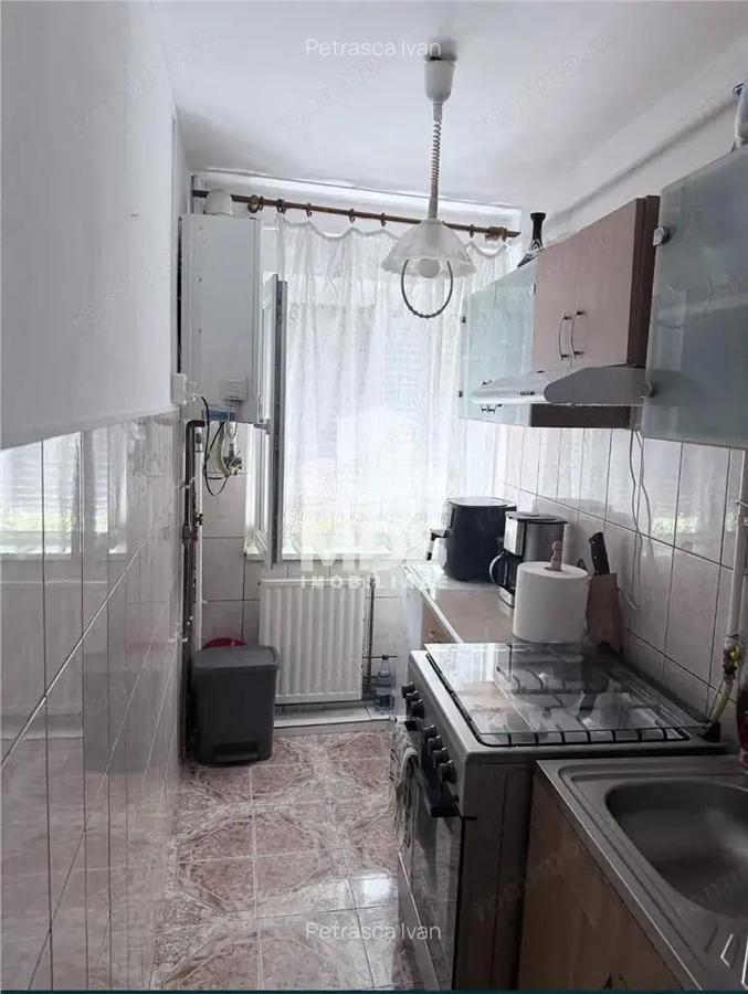 Mobilat si utilat complet linga scoala - 7