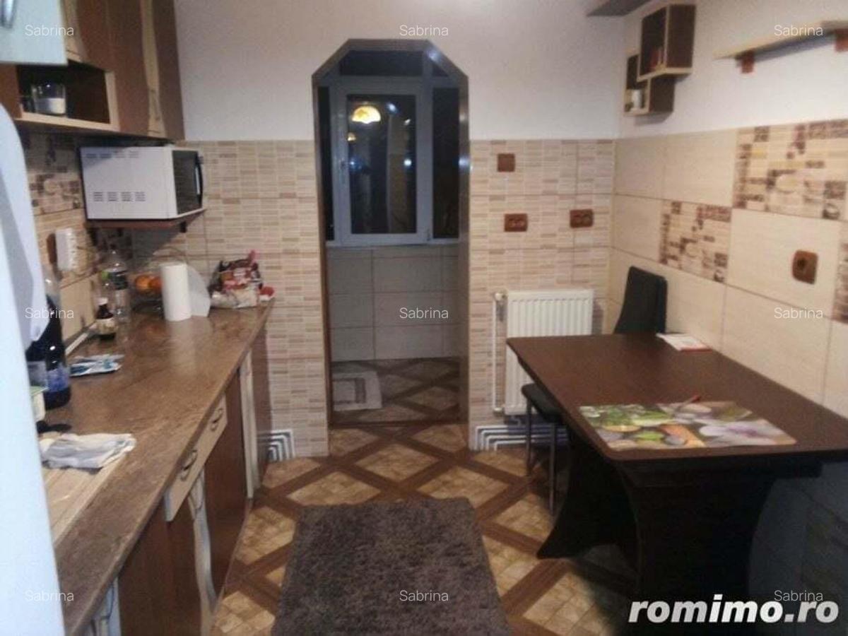 Apartament cu 2 camere de vanzare in zona Unirii - 1