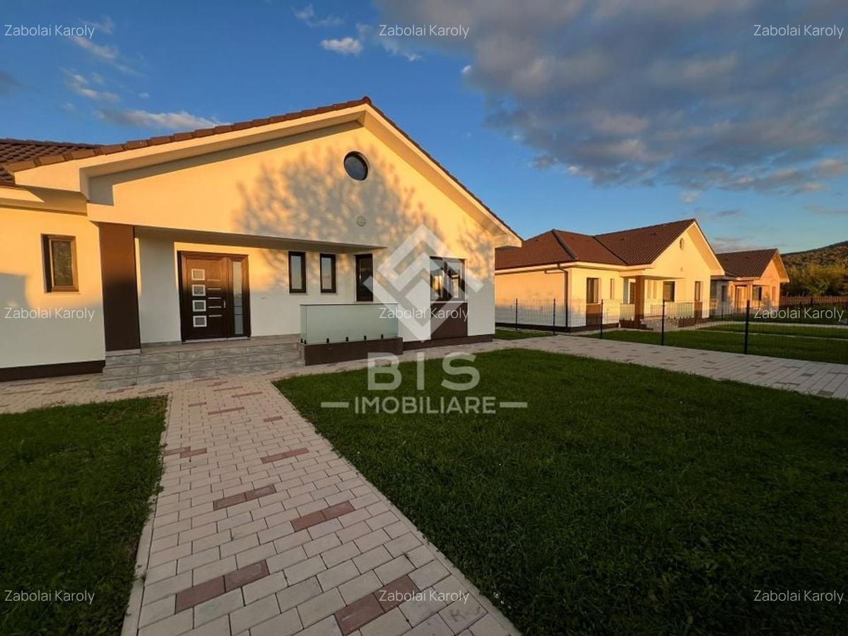 Case moderne de vânzare – 143 mp utili, teren 7 ari | Zona Unirea - 2