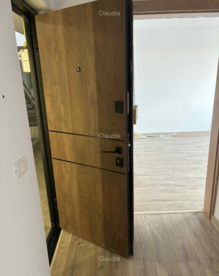 Apartament de 3 camere zona Calea Bucuresti(zona Liceul de Informatica - 13 Apartament de 3 camere zona Calea Bucuresti(zona Liceul de Informatica - 13