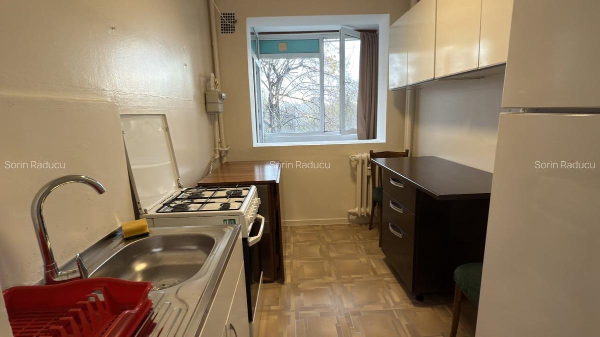 Apartament curat si luminos, 2 camere - zona linistita in Pajura - 3