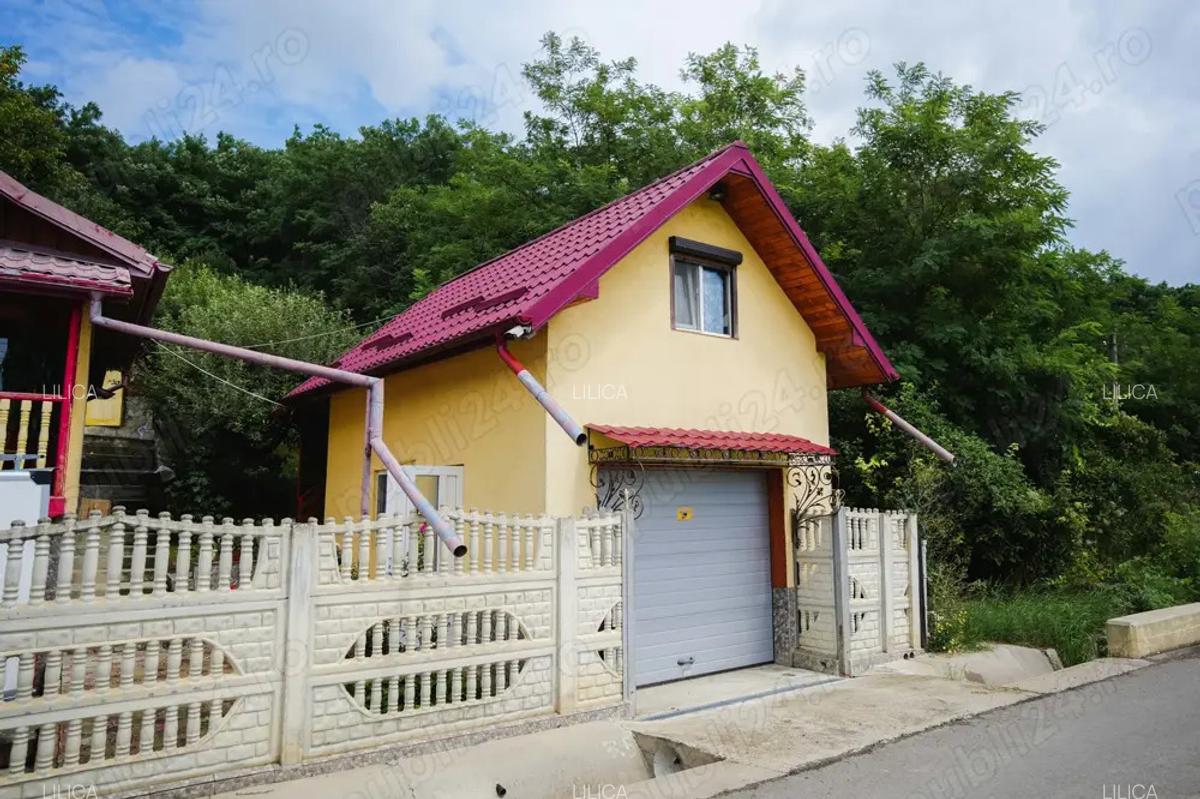 Casa de Vanzare cu 5 camere Coste?ti - Ia?i - 2