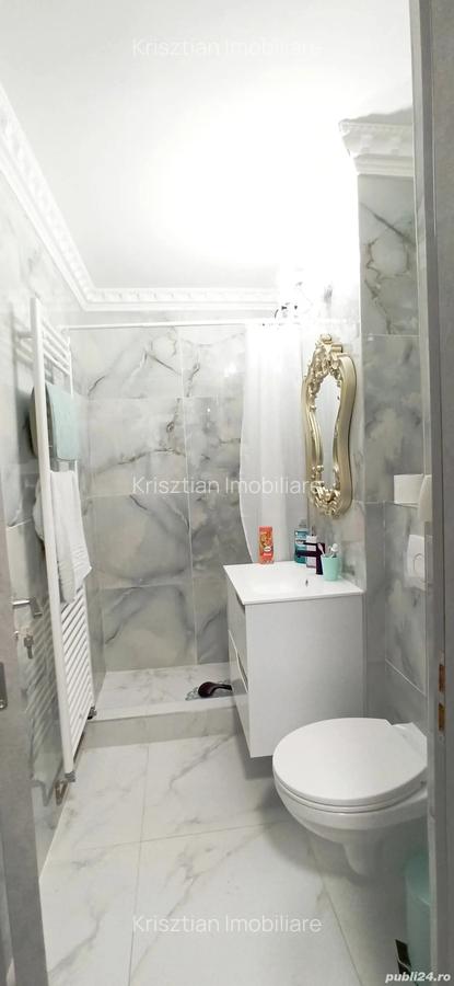 Apartament cu 3 camere de vanzare - Zona Micro 16 - 6