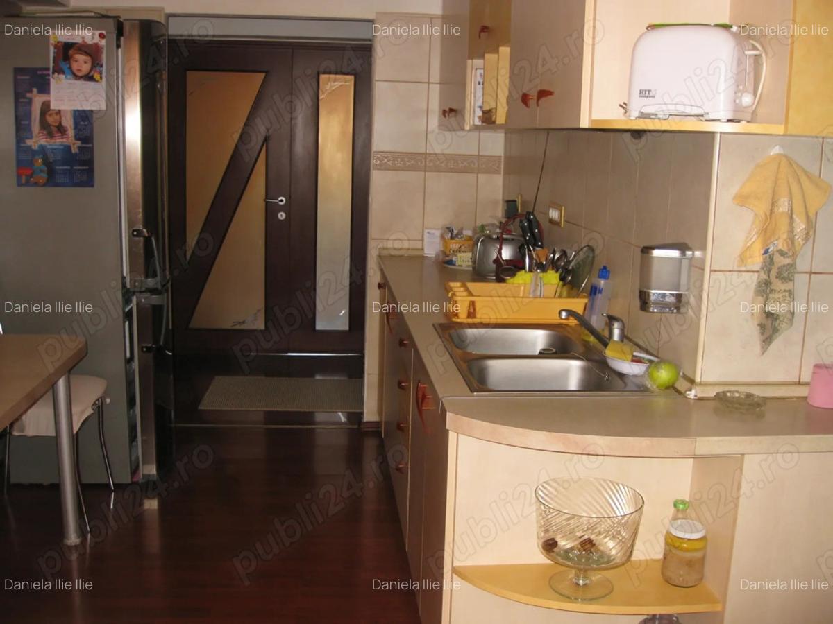 Apartament decomandat cu 3 camere in Brasov, zona Noua - 9 Apartament decomandat cu 3 camere in Brasov, zona Noua - 9