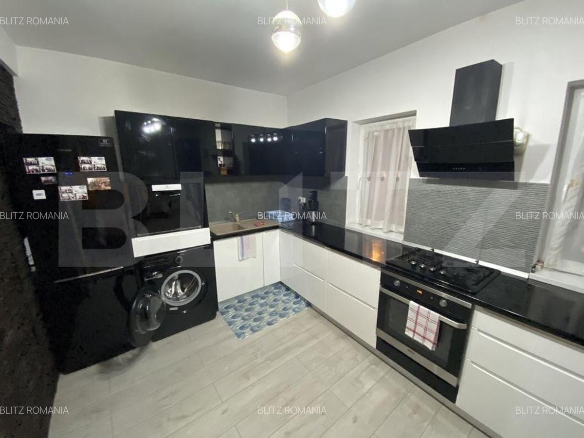 Apartament cu 3 camere semidecomandat în Central - 6