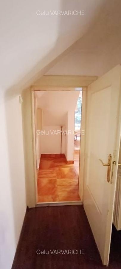 Proprietate cu priveliste si armonie placuta-Brasov - 9