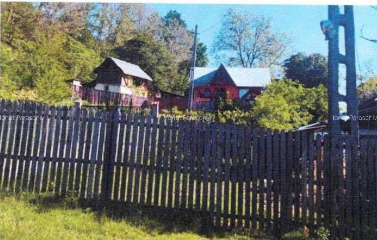 Casa si teren Malureni, cota parte 3/8, ID: R2617738 - 1