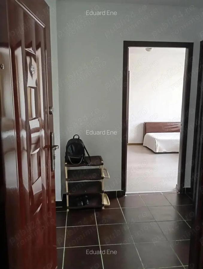 De vanzare apartament 2 camere M19, etaj 2/4, semidecomandat - 2