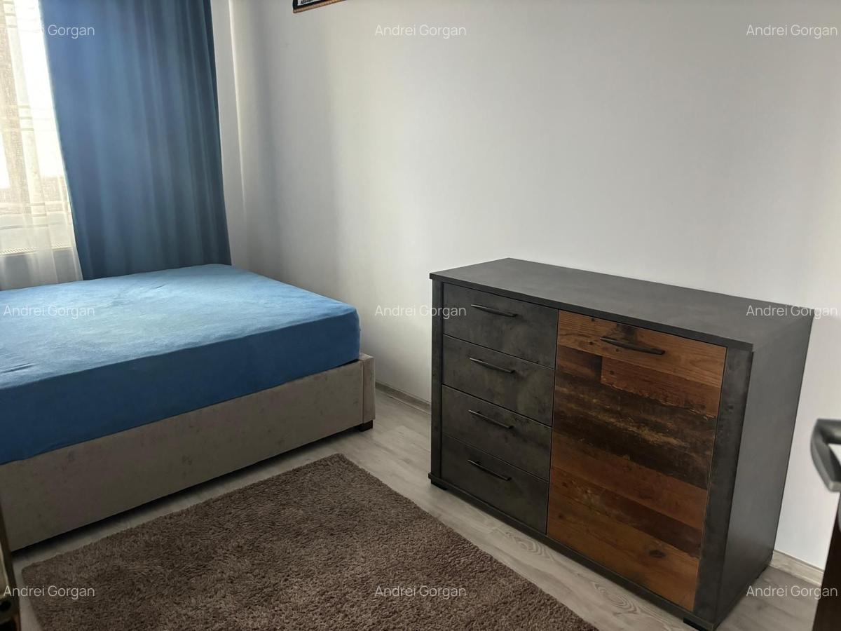 Apartament cu 2 camere, mobilat în Palat - 2